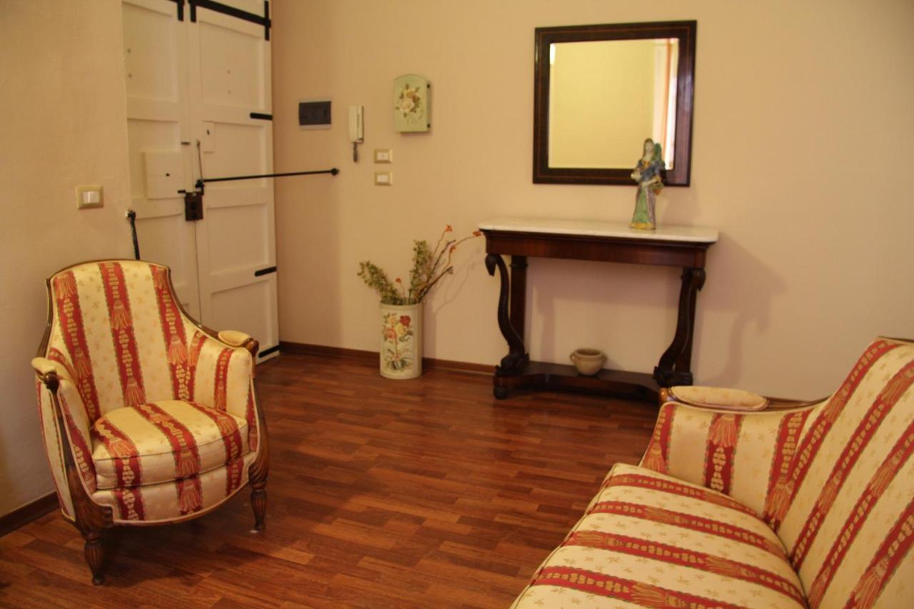Casa Vacanza Icaros, Ortigia Hictoric Center, 200 Mt From The Beach Сиракузы Экстерьер фото